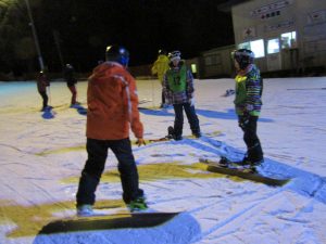 ナイターで楽しもう市民スキー教室